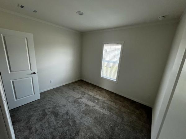 2025 Clayton 32LKS28523DH25 Mobile Home