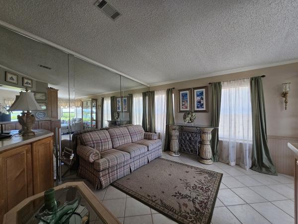 1988 Glen FLFLH791A/B07513GL Mobile Home