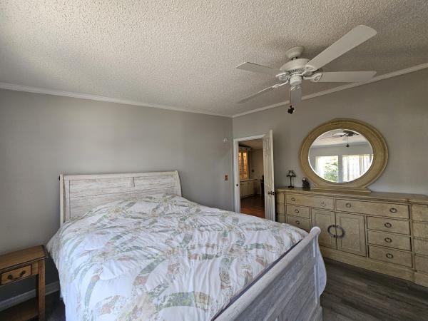 1988 Glen FLFLH791A/B07513GL Mobile Home