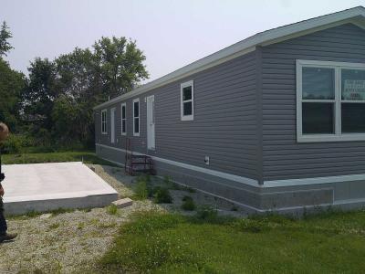 Photo 2 of 18 of home located at 113 Cedar Drive Reeseville, WI 53579