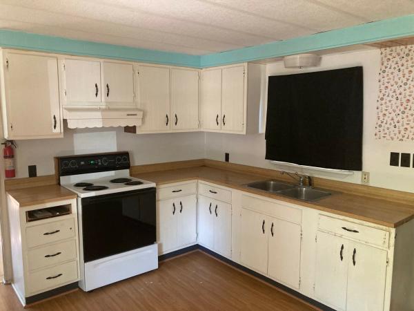 1976 Mobile Home