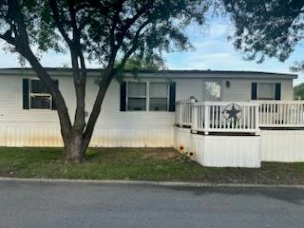 2002 HBOS MANUFACTURING LP Mobile Home For Sale