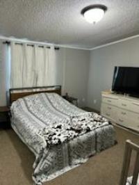 2002 HBOS MANUFACTURING LP 1910 RE Mobile Home