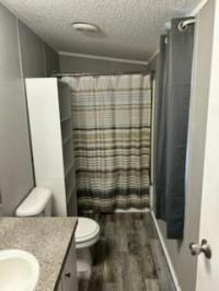 2002 HBOS MANUFACTURING LP 1910 RE Mobile Home