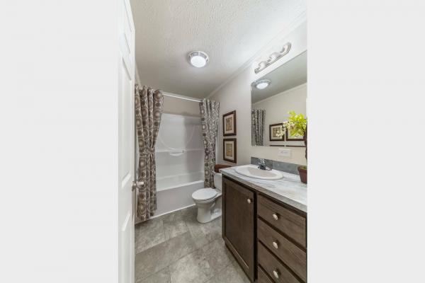 2021 Clayton Homes Inc Pulse Mobile Home
