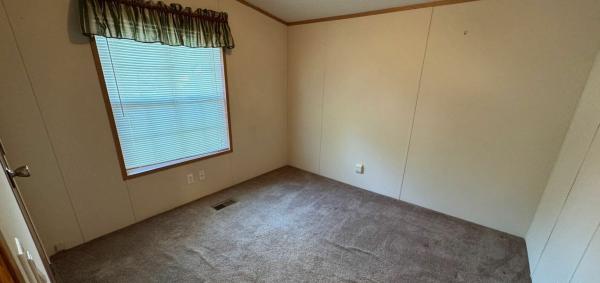 2004 Fleetwood Mobile Home
