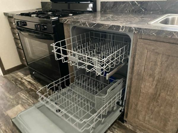 2022 Clayton Homes Inc Pulse Mobile Home