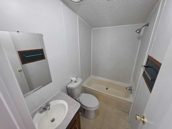1997 Fleetwood Heri Mobile Home