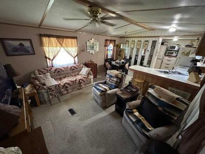 Photo 4 of 10 of home located at 2 Pearl Dr Eustis, FL 32726