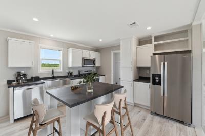 Champion Homes RM2856B Mobile Home Floor Plan