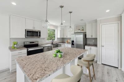 Champion Homes New Moon 2860L Mobile Home Floor Plan
