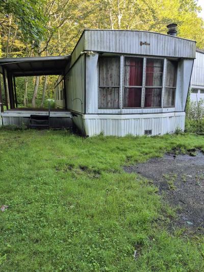 Mobile Home at 10219 Center Penn Lake Rd Lot  40 Conneaut Lake, PA 16316