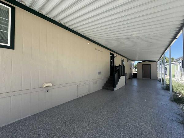 2004 Skyline OAKMANOR Mobile Home