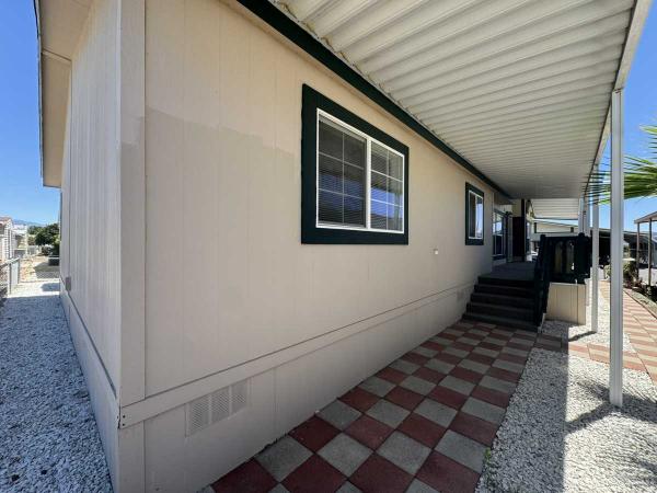 2004 Skyline OAKMANOR Mobile Home