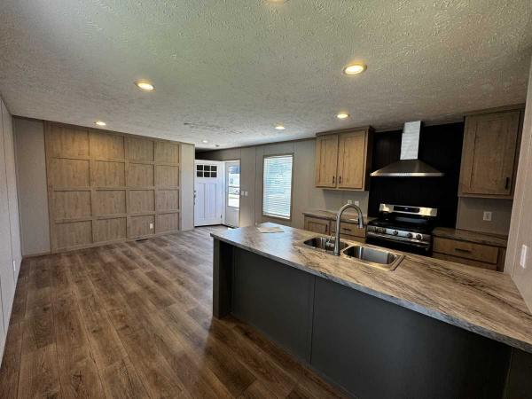 2025 Mobile Home
