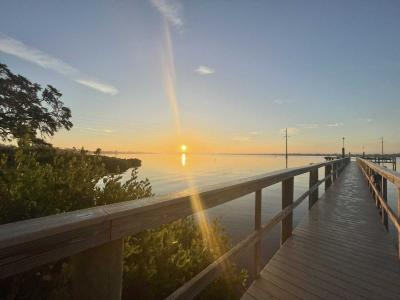 Photo 2 of 25 of home located at 70 Basin Drive Ellenton, FL 34222