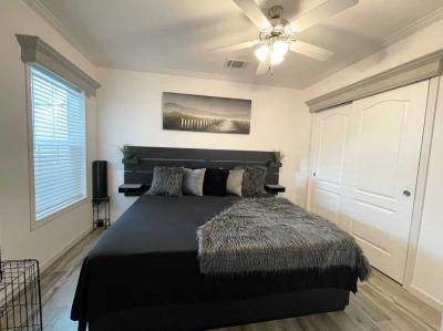 Photo 5 of 25 of home located at 70 Basin Drive Ellenton, FL 34222