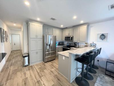Photo 4 of 25 of home located at 70 Basin Drive Ellenton, FL 34222