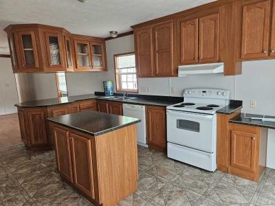 Photo 2 of 8 of home located at 160 Tulip Lane Mentor, OH 44060