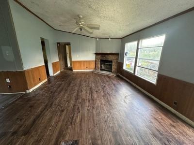 Photo 2 of 13 of home located at 56 Old Gadsden Centr Gadsden, AL 35901