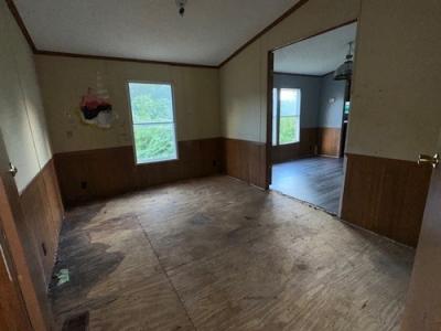 Photo 5 of 13 of home located at 56 Old Gadsden Centr Gadsden, AL 35901