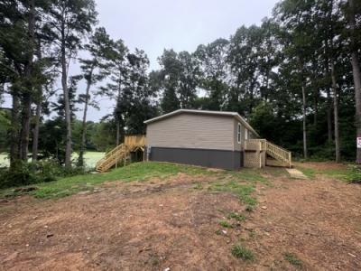 Photo 2 of 35 of home located at 219 Lineman Way Tunnel Hill, GA 30755
