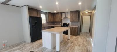 Photo 3 of 14 of home located at 2899 Sugarloaf Dr Tr Lake Charles, LA 70607
