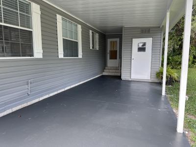 Photo 2 of 14 of home located at 823 Water Ridge Drive Debary, FL 32713