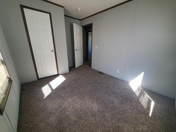 2021 Champion Dutch Edge II Mobile Home