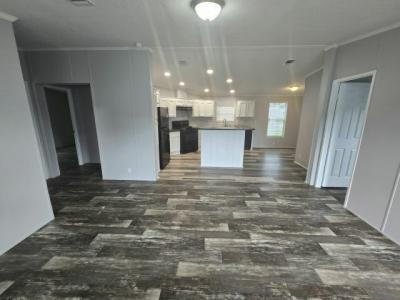 Photo 2 of 6 of home located at 1234 Reynolds Road, #290 Lakeland, FL 33801