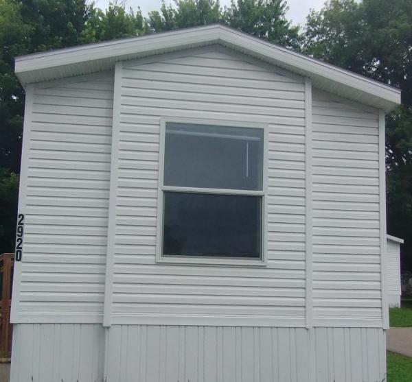 Photo 1 of 2 of home located at 2920 Rosewood Ln Lot Rwl2920 Columbus, IN 47203
