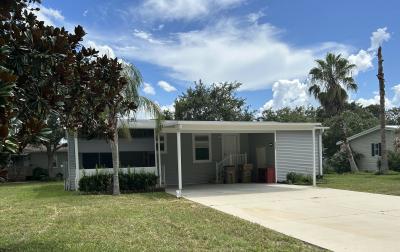 Photo 2 of 3 of home located at 2265 Grand Traverse Circle Grand Island, FL 32735