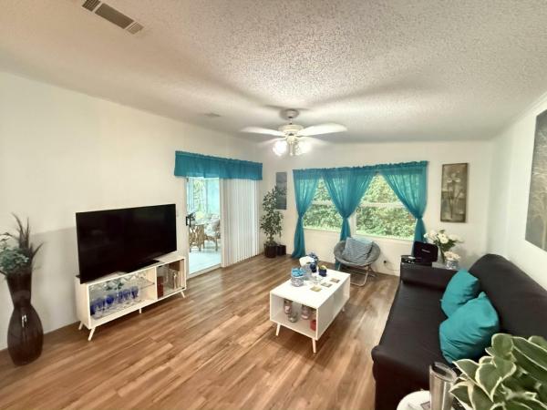 1992 Palm Harbor HS Manufactured Home