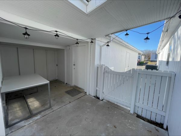 1997 American Homestar PFS0451936/ PFS0451937 Mobile Home