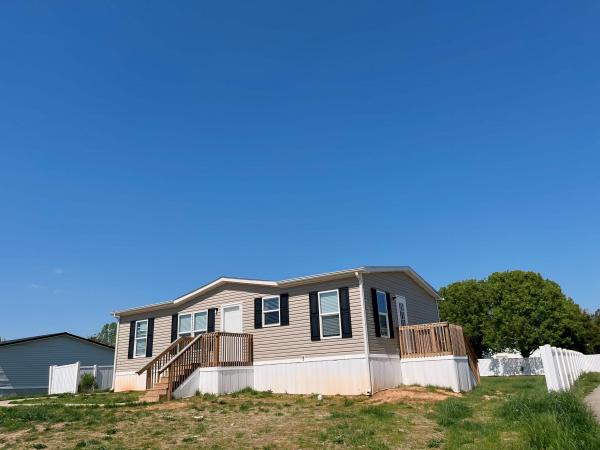 Photo 1 of 2 of home located at 7320 Sideboard Rd Lot Sb7320 Knoxville, TN 37918