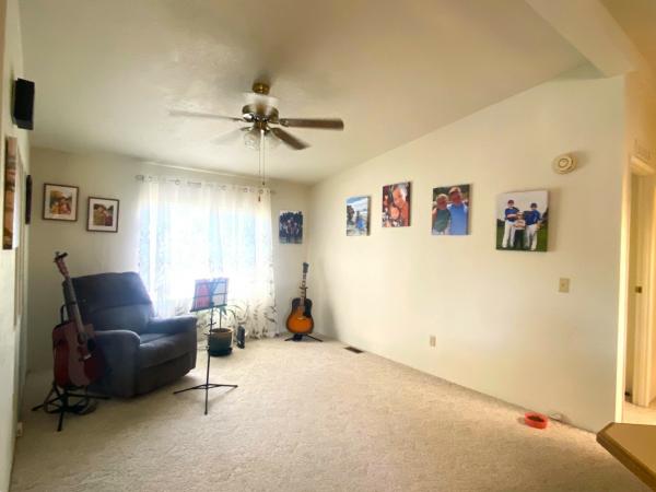 1987 Golden West Mobile Home