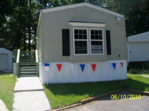 Photo 1 of 2 of home located at 500 S Chaffee Rd Lot #62 Jacksonville, FL 32221