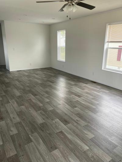Mobile Home at 1911 Western Drive SW Lot 201 Cedar Rapids, IA 52404