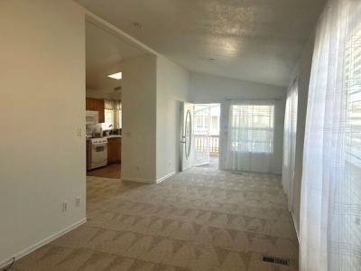Photo 5 of 15 of home located at 195 Tierra Rejada Road #036 Simi Valley, CA 93065