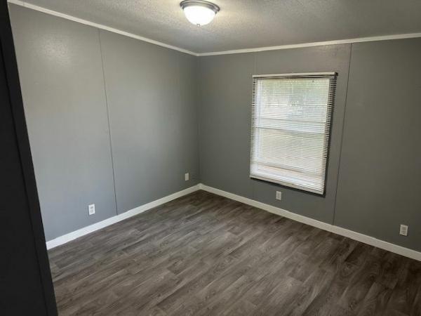 2005 Fleetwood Highland Park Mobile Home