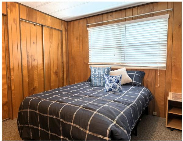 1980 BURLINGTON 66 - 2 - 14 Mobile Home