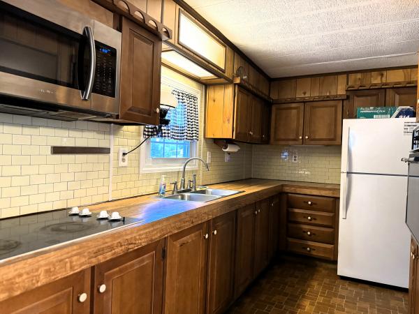 1980 BURLINGTON 66 - 2 - 14 Mobile Home