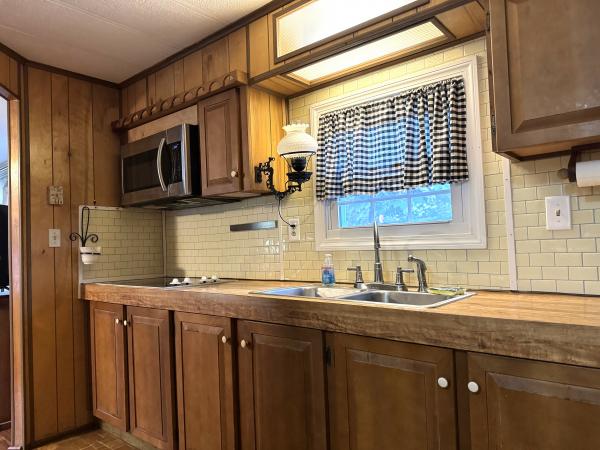 1980 BURLINGTON 66 - 2 - 14 Mobile Home
