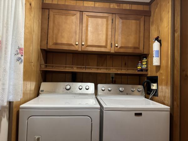1980 BURLINGTON 66 - 2 - 14 Mobile Home