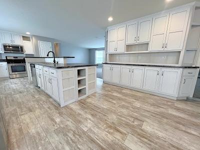 Mobile Home at 5246 Coventry Drive Lot 242 Holly, MI 48442