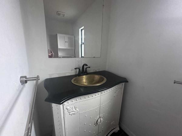 1974 Inte HS Mobile Home
