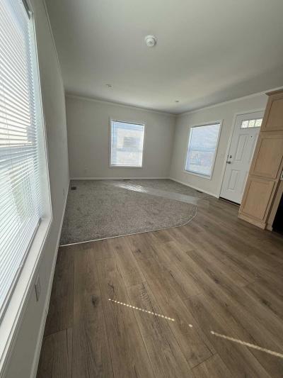 Photo 3 of 8 of home located at 1 Corral Ln Sp#43 Ashland, OR 97520