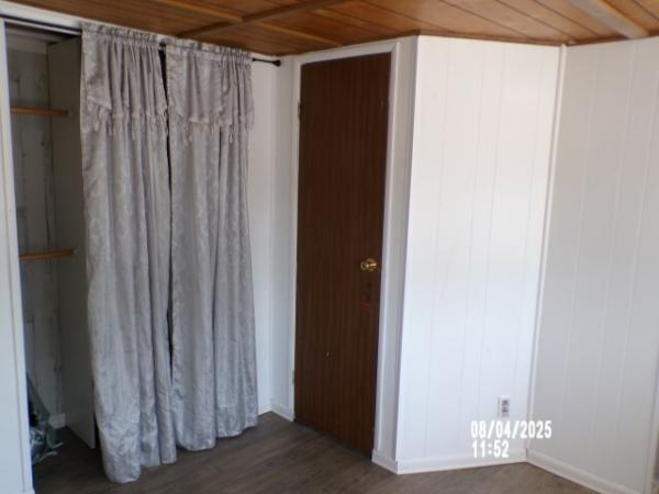 1980 Winn Manufactured Home
