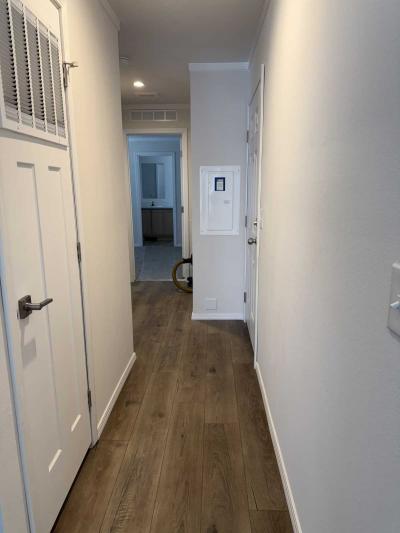 Photo 7 of 8 of home located at 1 Corral Ln Sp#43 Ashland, OR 97520