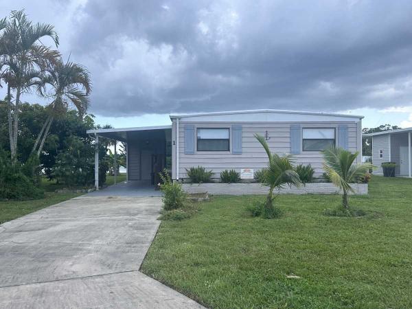 Photo 1 of 2 of home located at 1A Parrot Place North Fort Myers, FL 33917